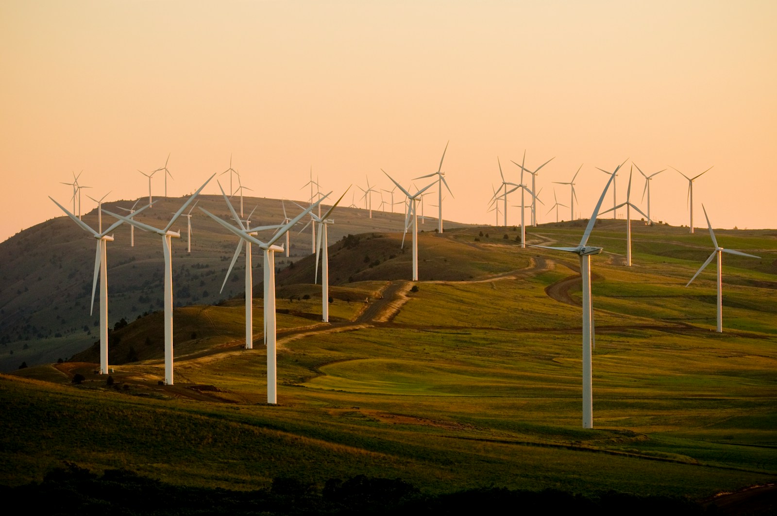 Energize Your Portfolio: Why AI Energy Supply Holds a 73% Undervalued Gem