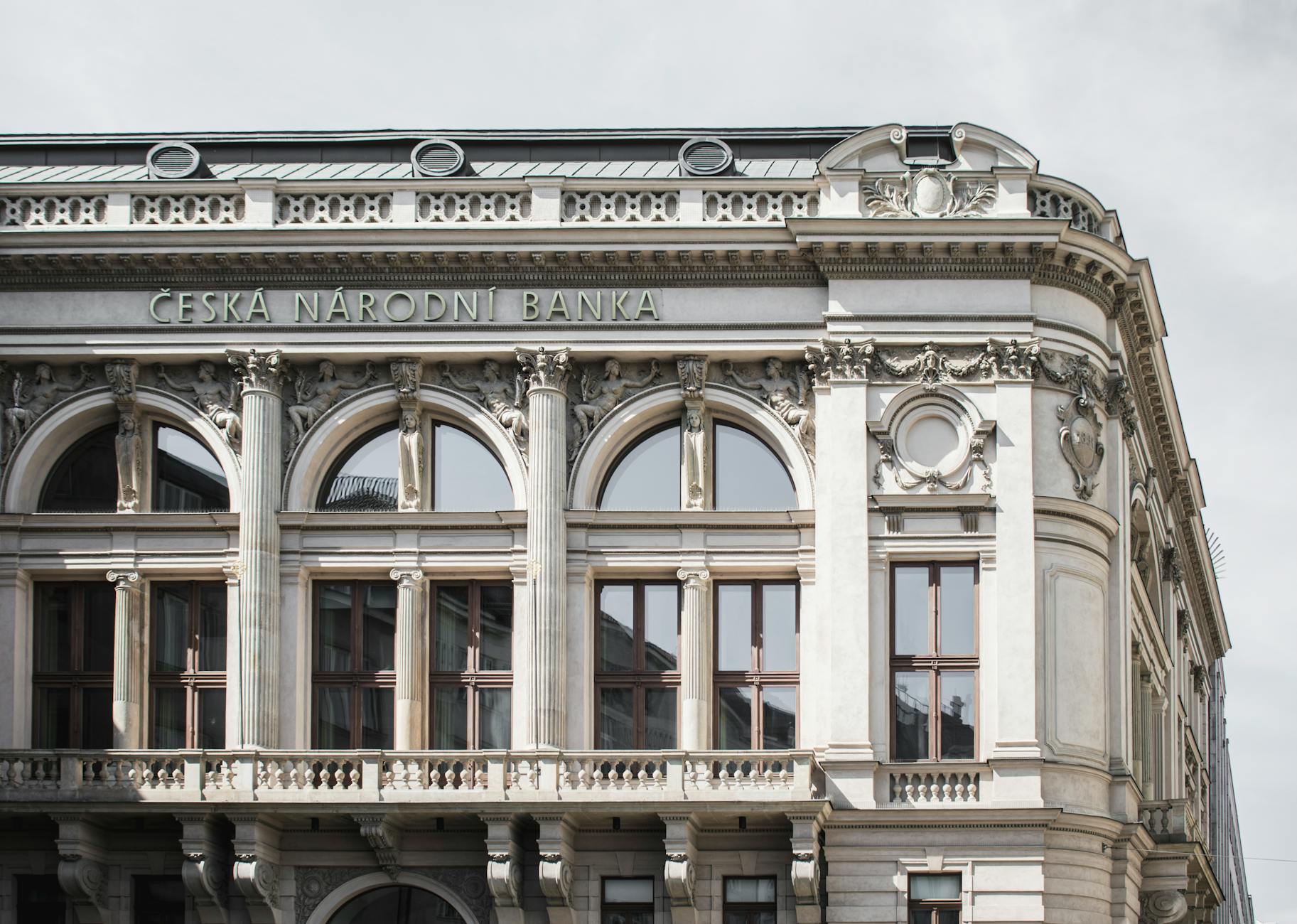 Discovering Value: Banca Monte dei Paschi Stock Analysis for Savvy Investors